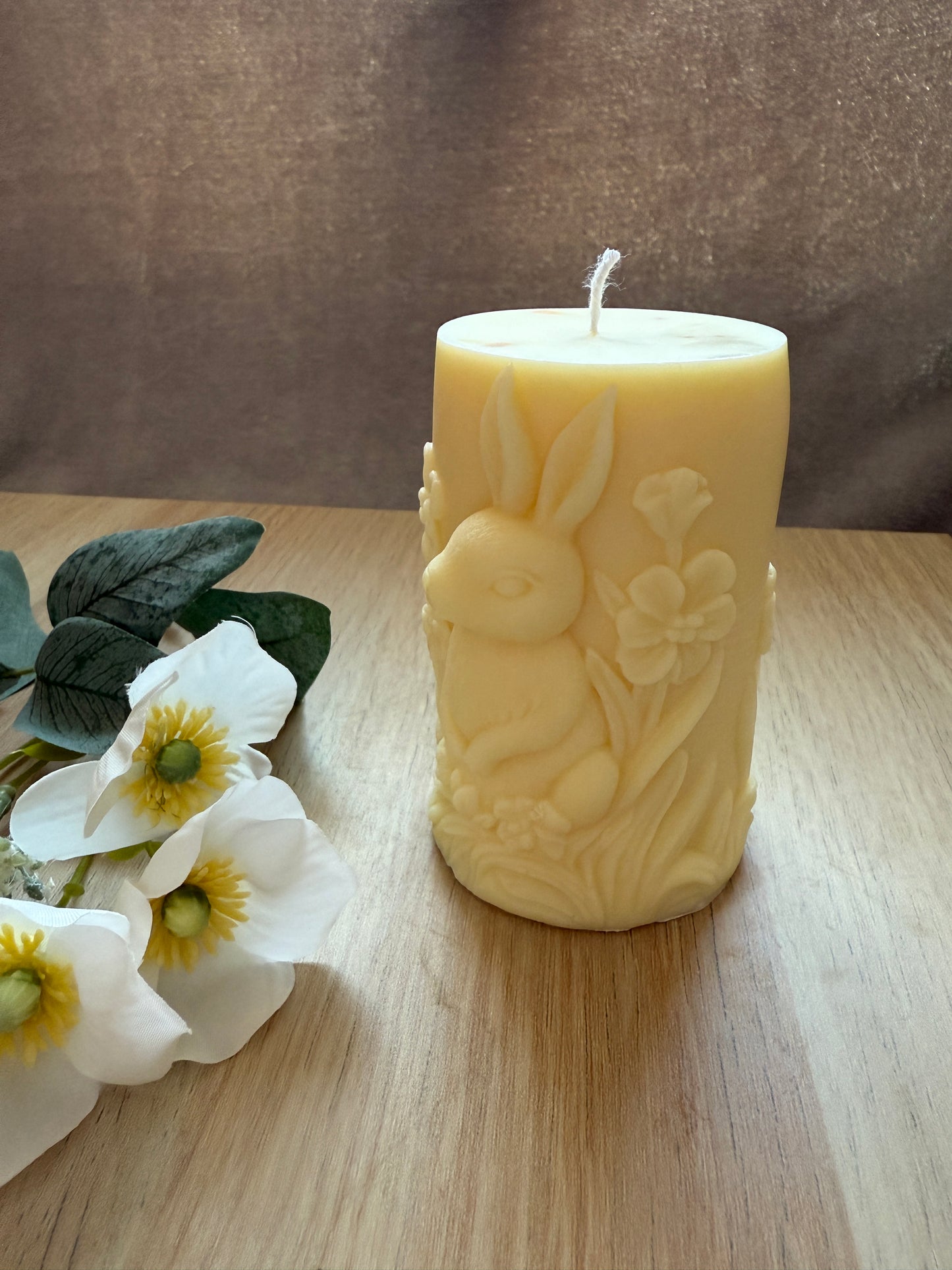 Zylinderkerze mit Hase